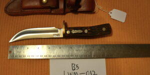 NIB Schrade Uncle Henry Drop Point Skinner