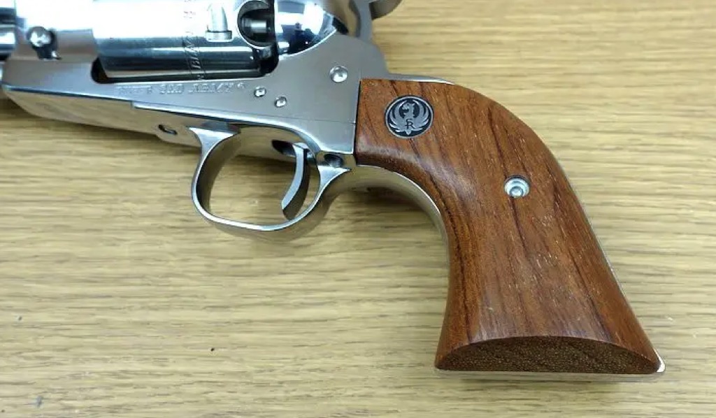 Scarce Ruger Old Army .44 Revolver, Bright Stainless Steel & Cowboy Sights -- LNIB - Image 20