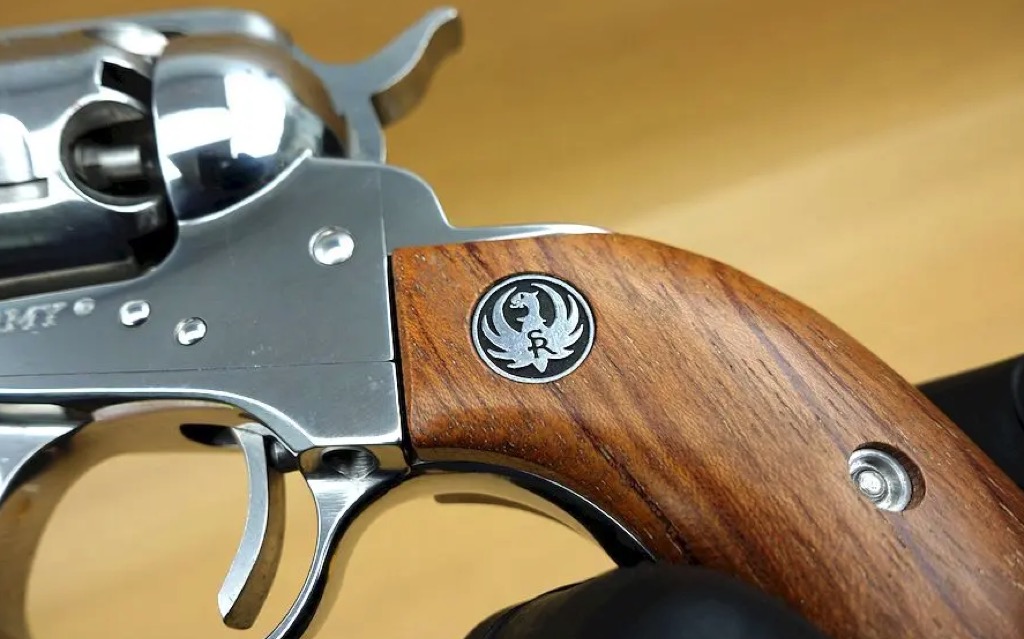 Scarce Ruger Old Army .44 Revolver, Bright Stainless Steel & Cowboy Sights -- LNIB - Image 21