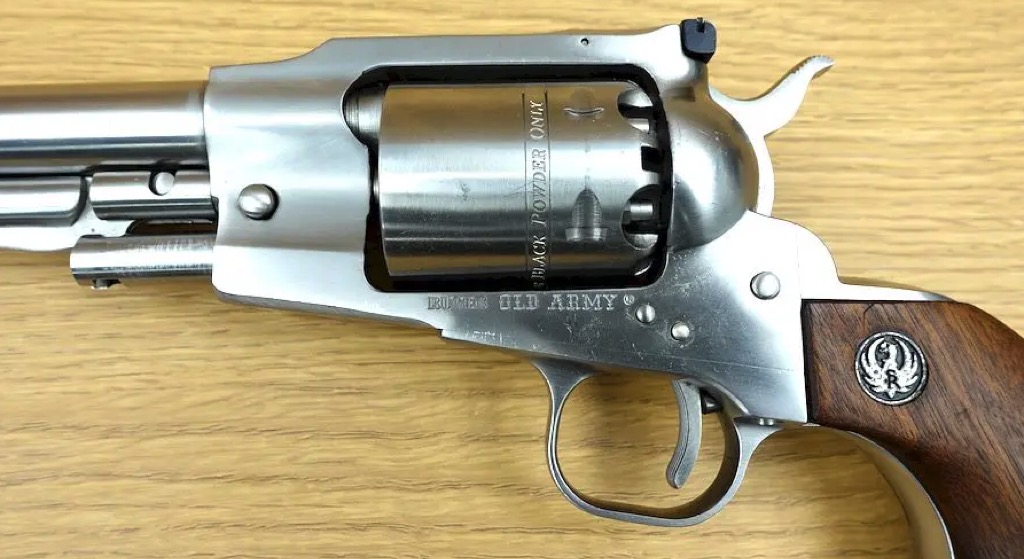 Minty Ruger Old Army .44 Revolver, Stainless Steel , in Factory Box