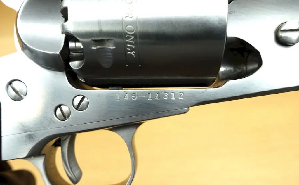 Minty Ruger Old Army .44 Revolver, Stainless Steel , in Factory Box - Image 4