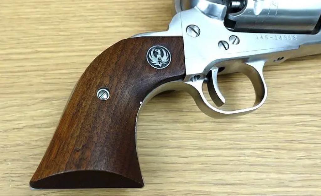 Minty Ruger Old Army .44 Revolver, Stainless Steel , in Factory Box - Image 11